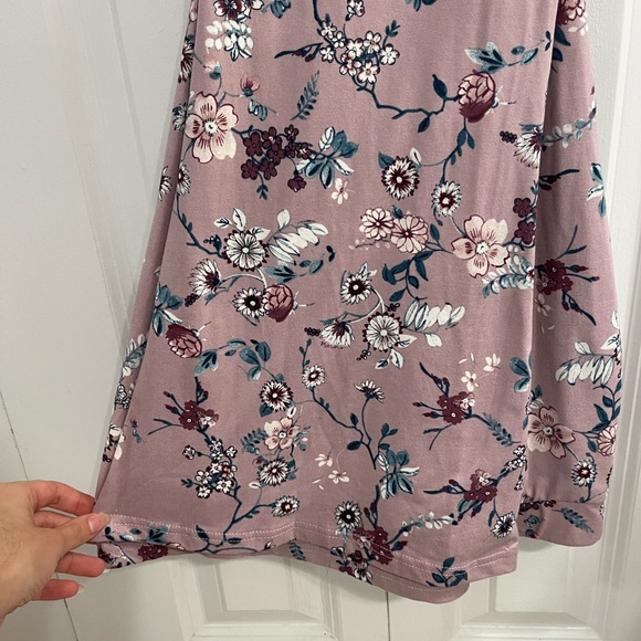 Paisley Patterned Pants - Picture 2 of 3